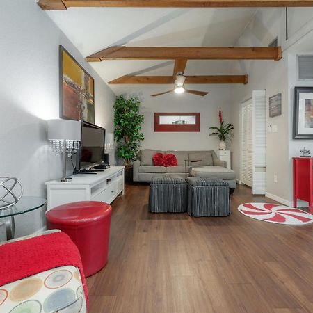 Hidden Couples Loft Retreat In Heights Foodie District Tampa Exterior foto