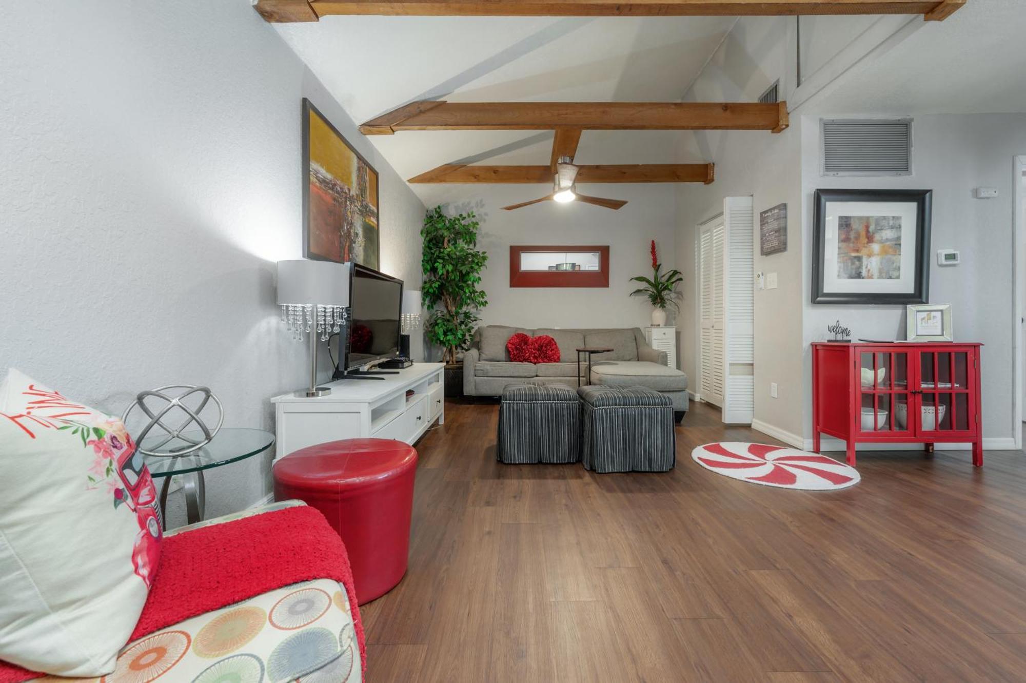 Hidden Couples Loft Retreat In Heights Foodie District Tampa Exterior foto