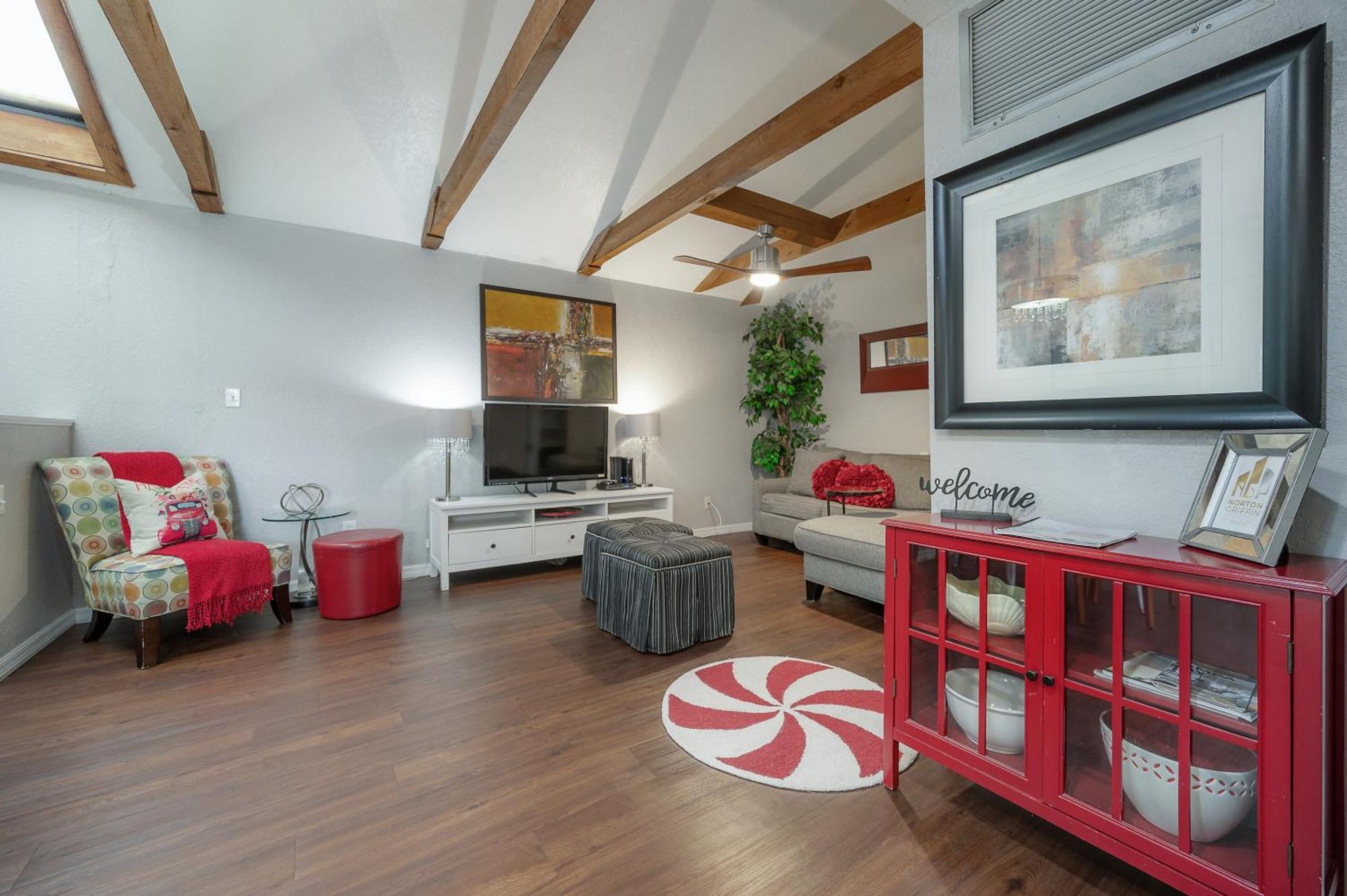 Hidden Couples Loft Retreat In Heights Foodie District Tampa Exterior foto