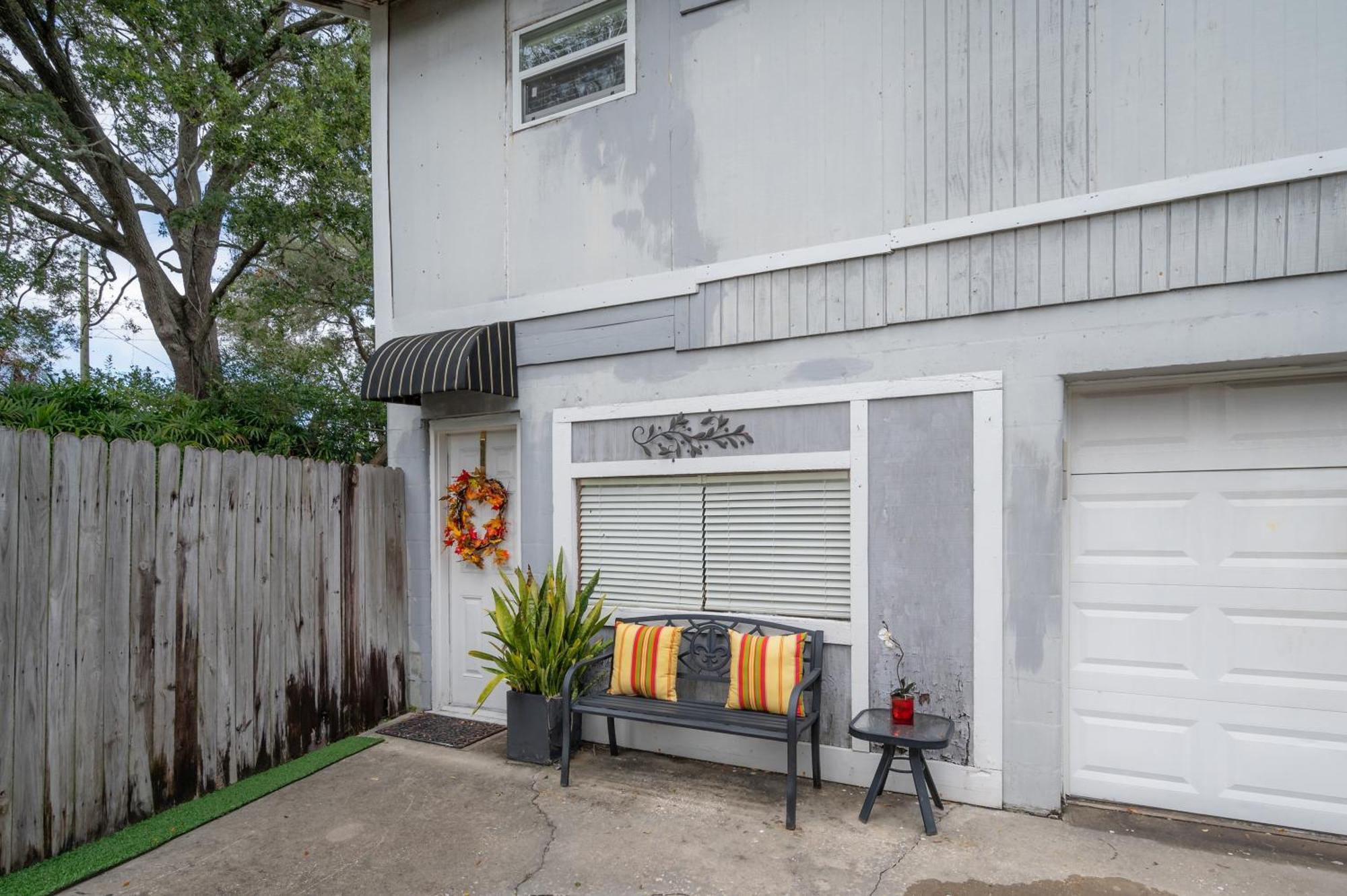 Hidden Couples Loft Retreat In Heights Foodie District Tampa Exterior foto