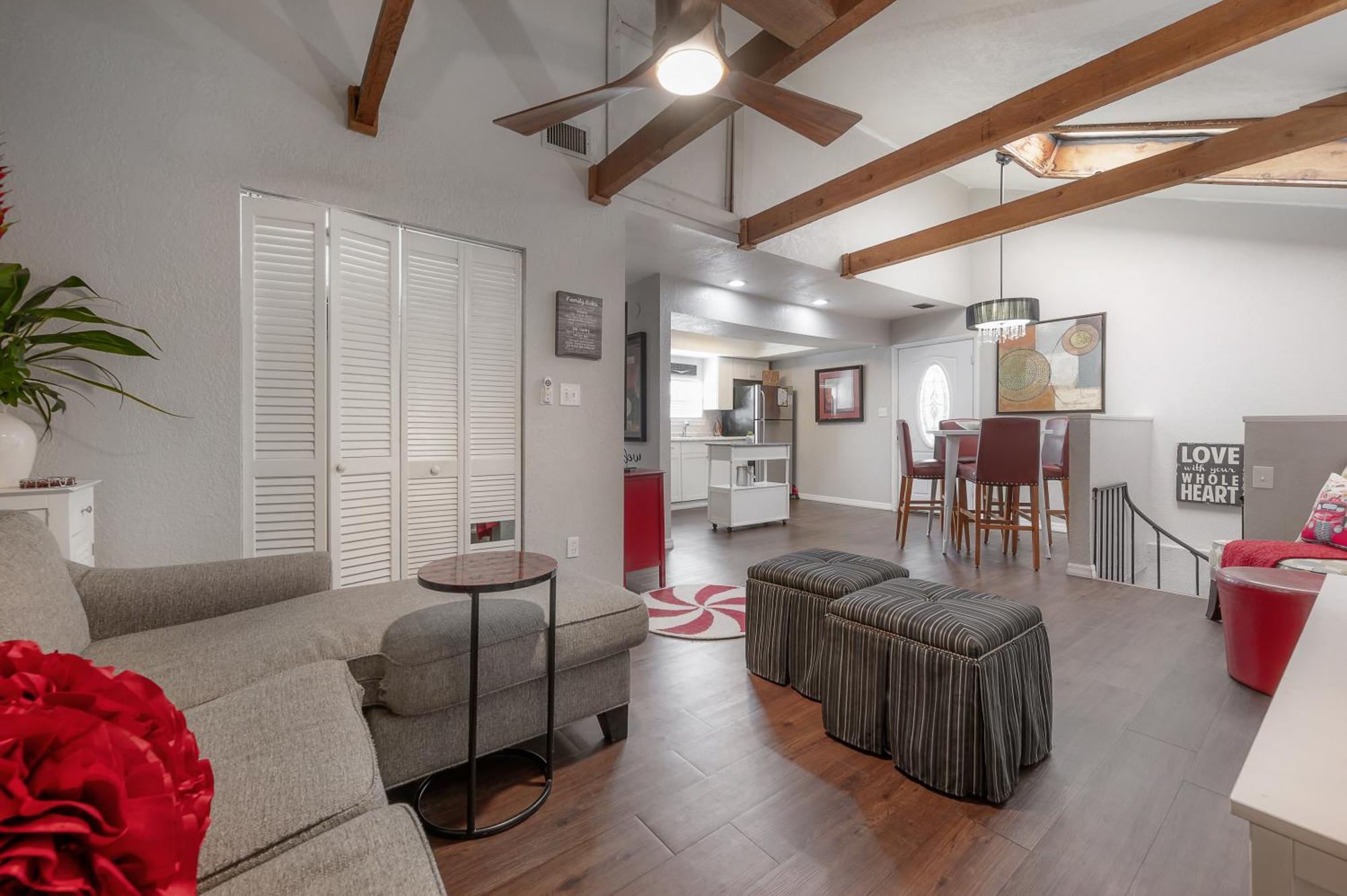 Hidden Couples Loft Retreat In Heights Foodie District Tampa Exterior foto