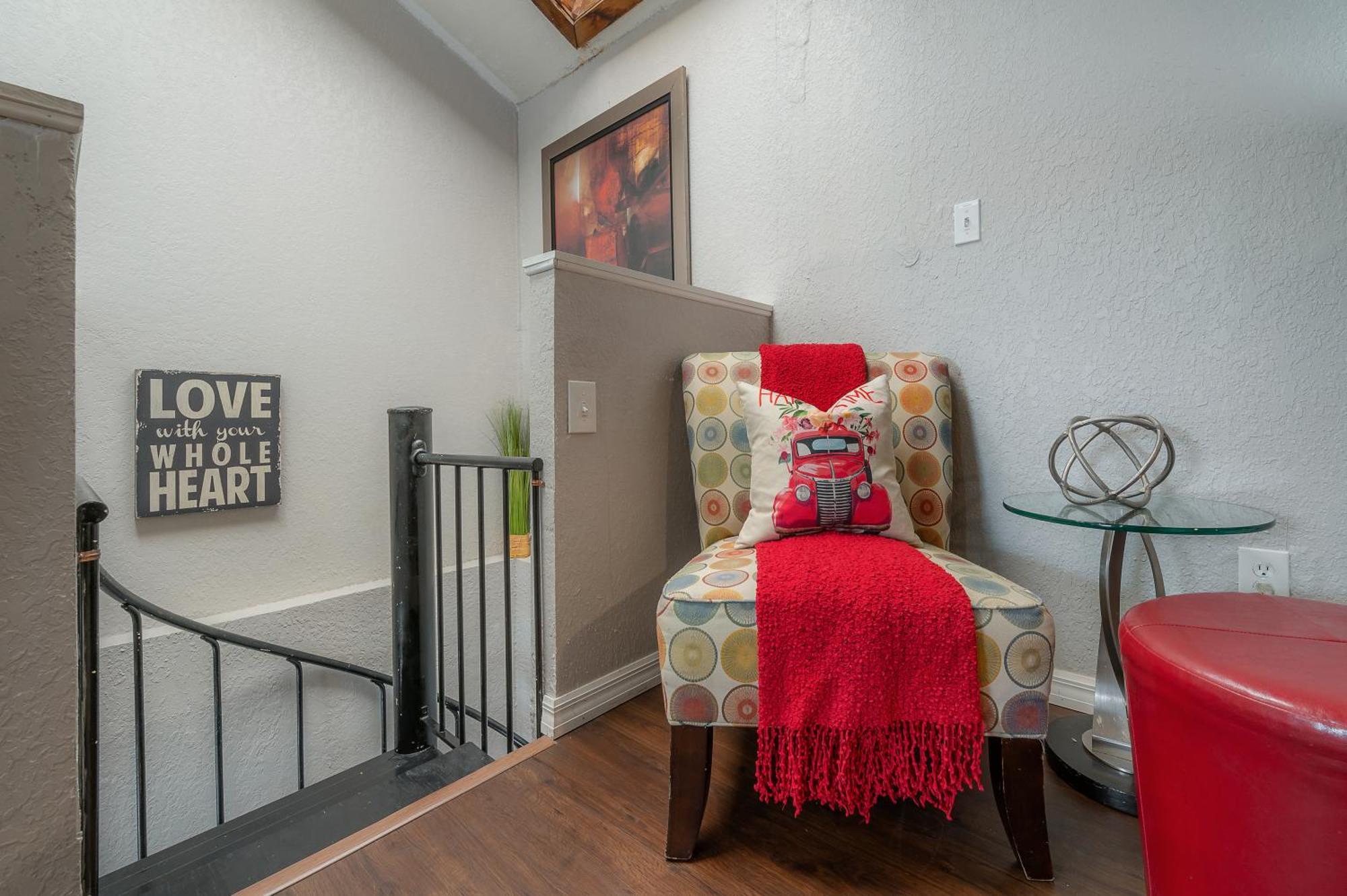 Hidden Couples Loft Retreat In Heights Foodie District Tampa Exterior foto