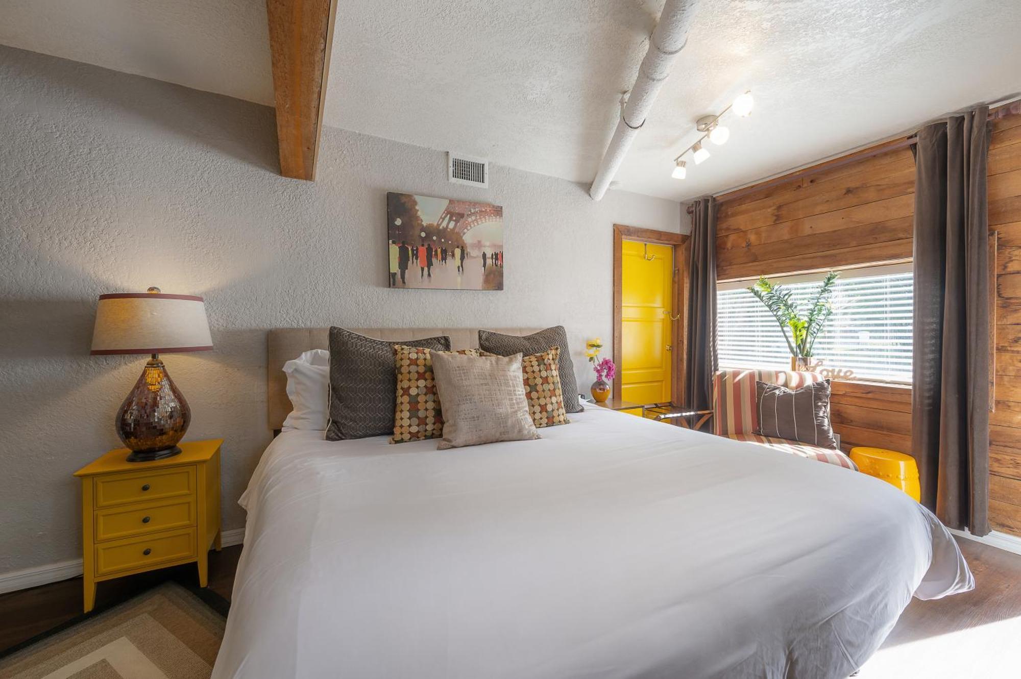 Hidden Couples Loft Retreat In Heights Foodie District Tampa Exterior foto